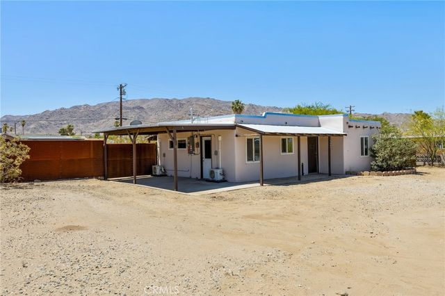 74401 Pinon, 29 Palms, CA 92277