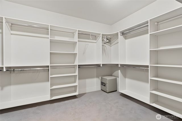 16424 252 Avenue SE, Issaquah, WA 98027