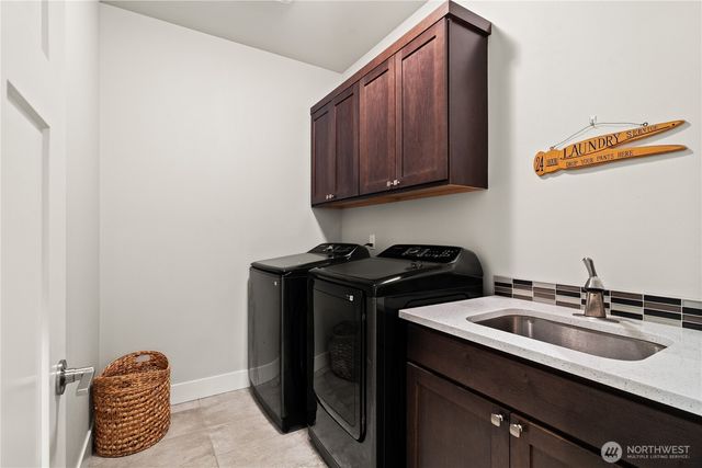 16424 252 Avenue SE, Issaquah, WA 98027