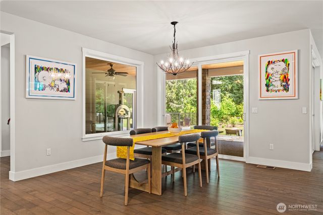 16424 252 Avenue SE, Issaquah, WA 98027