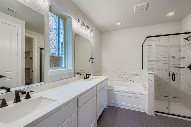 831 Stone Grove Road, Lavon, TX 75166