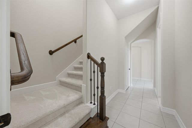 4914 Fairford Drive, Sugar Land, TX 77479