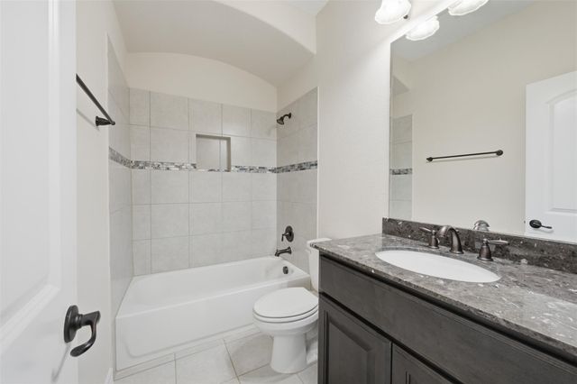 4914 Fairford Drive, Sugar Land, TX 77479