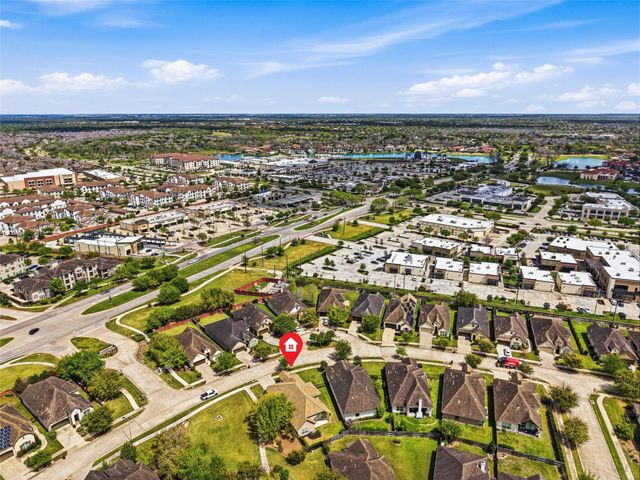 4914 Fairford Drive, Sugar Land, TX 77479