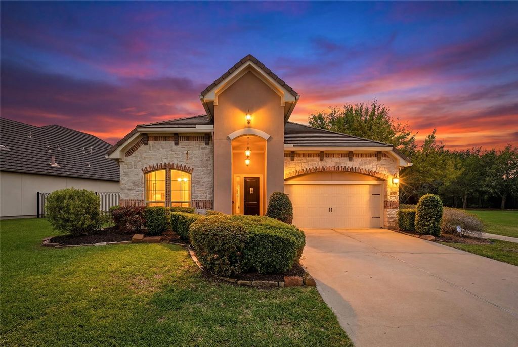 4914 Fairford Drive, Sugar Land, TX 77479