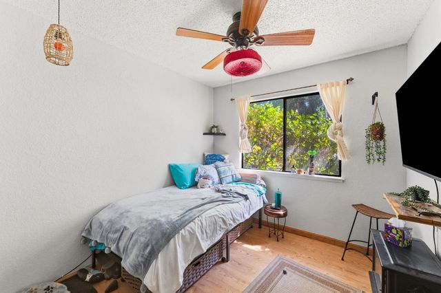 50 Lanyard Ct, Sacramento, CA 95831