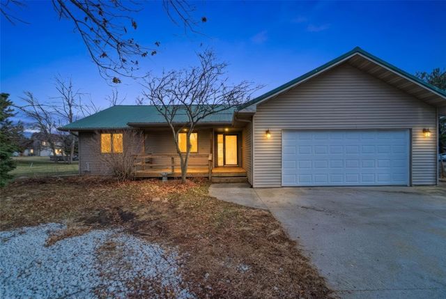 201 Oakridge Drive, Panora, IA 50216