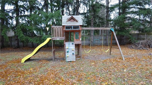 1346 Creek Street, Penfield, NY 14580