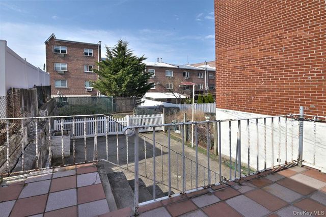 69-11 62nd Drive, Middle Village, NY 11379