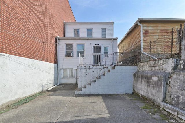 69-11 62nd Drive, Middle Village, NY 11379