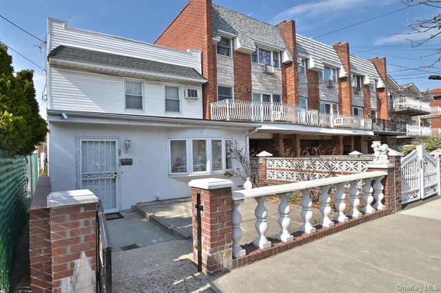 69-11 62nd Drive, Middle Village, NY 11379