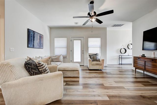1113 Golden Leaf Drive, Moore, OK 73160