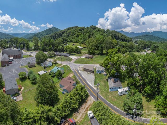 491 Allens Creek Road, Waynesville, NC 28786