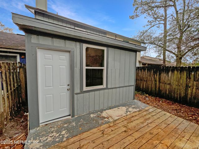 5580 CABOT Drive N, Jacksonville, FL 32244