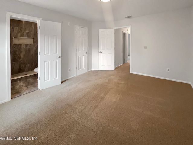 5580 CABOT Drive N, Jacksonville, FL 32244