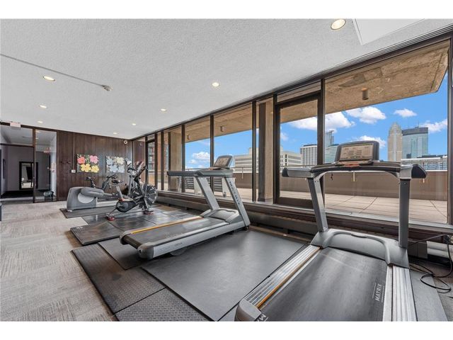 15 S 1st Street A410, Minneapolis, MN 55401