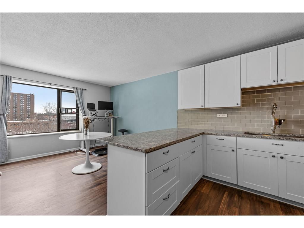 15 S 1st Street A410, Minneapolis, MN 55401