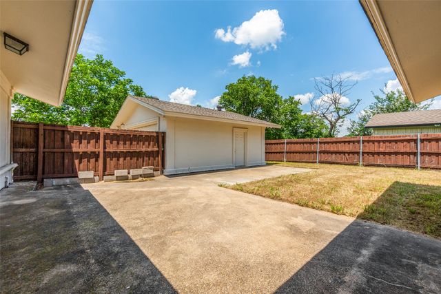 1317 Mount Vernon Drive, Mesquite, TX 75149
