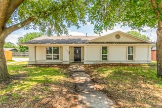 1317 Mount Vernon Drive, Mesquite, TX 75149