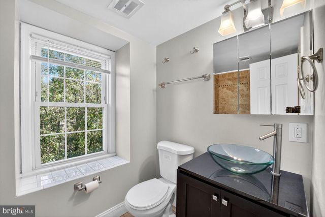 4200 RIVER ROAD NW, Washington, DC 20016