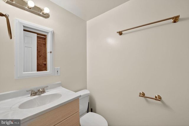 4200 RIVER ROAD NW, Washington, DC 20016