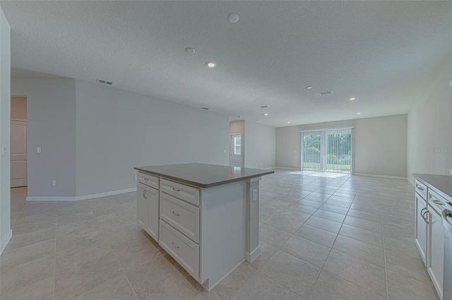 2120 LIVE OAK LAKE ROAD, St Cloud, FL 34771