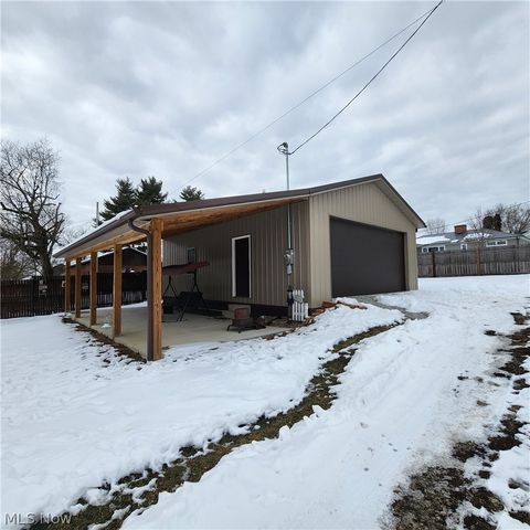 519 Taylor Avenue, Cambridge, OH 43725