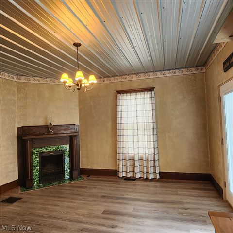 519 Taylor Avenue, Cambridge, OH 43725