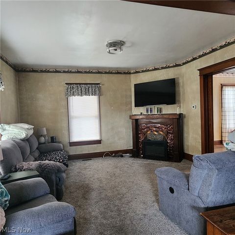 519 Taylor Avenue, Cambridge, OH 43725