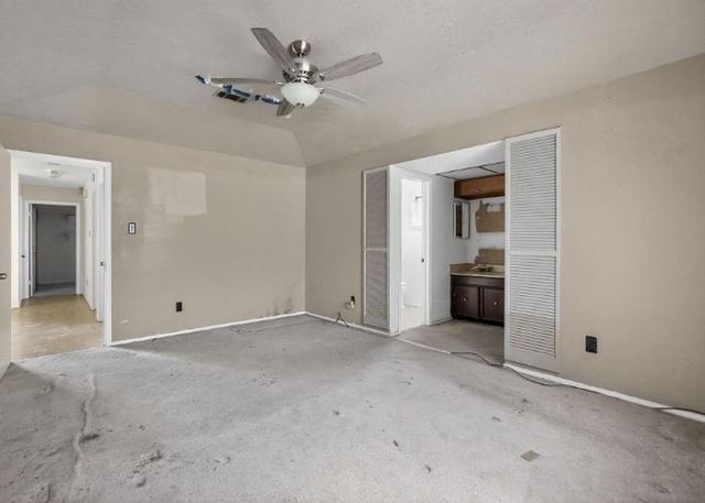 11831 Bee Lane, Houston, TX 77067