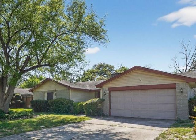 11831 Bee Lane, Houston, TX 77067