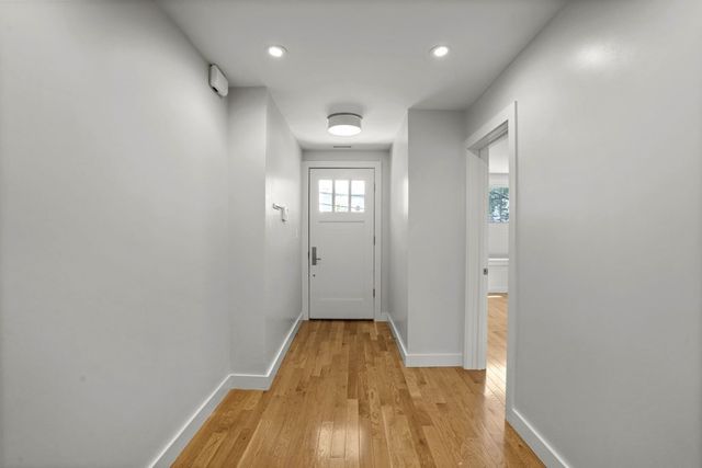 14 Hardwick 1, Cambridge, MA 02141