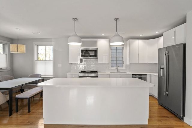14 Hardwick 1, Cambridge, MA 02141