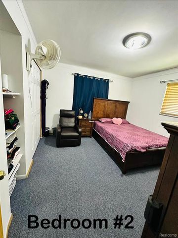 7290 Wiegand, Center Line, MI 48015