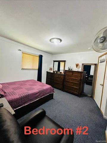 7290 Wiegand, Center Line, MI 48015