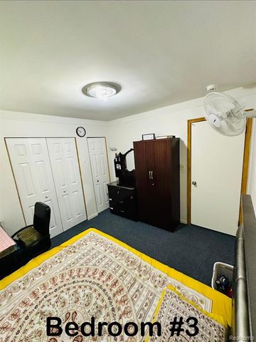 7290 Wiegand, Center Line, MI 48015