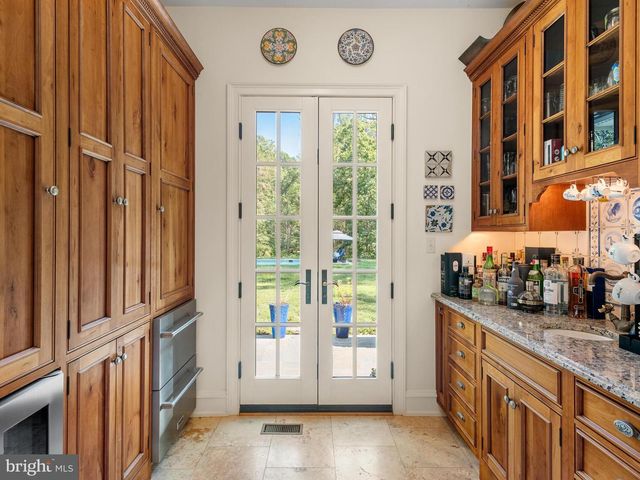 948 DROVERS LN, Chester Springs, PA 19425