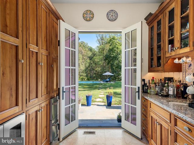 948 DROVERS LN, Chester Springs, PA 19425