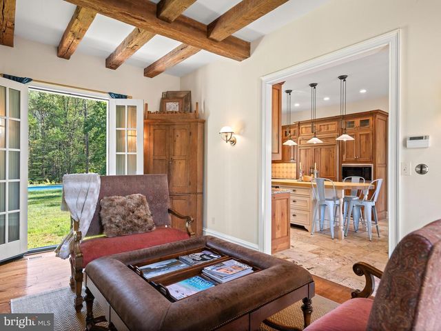 948 DROVERS LN, Chester Springs, PA 19425