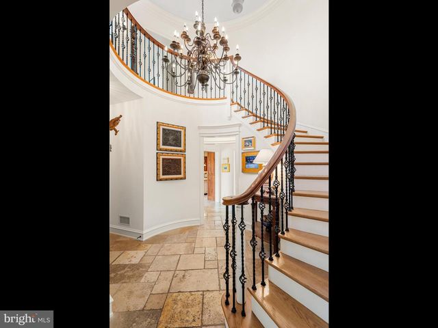 948 DROVERS LN, Chester Springs, PA 19425