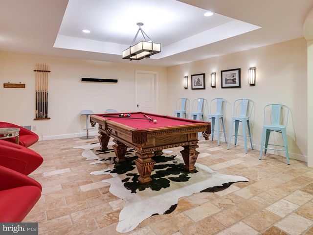 948 DROVERS LN, Chester Springs, PA 19425