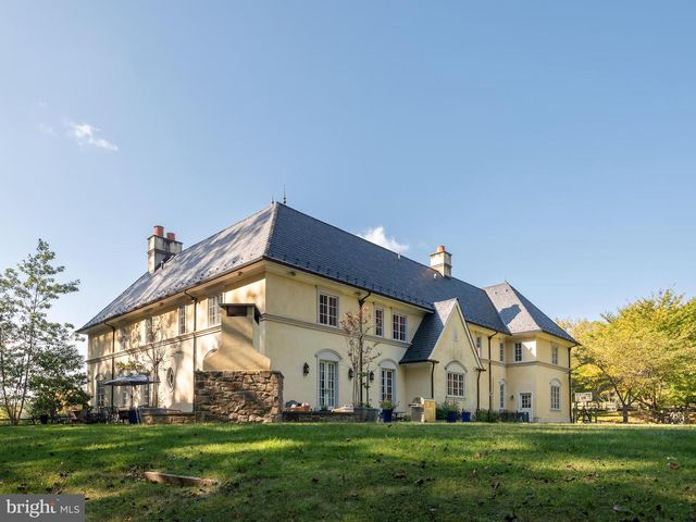 948 DROVERS LN, Chester Springs, PA 19425