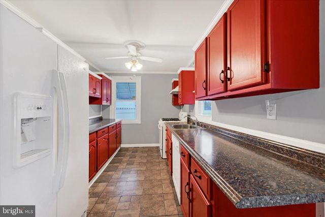 3458 LOGANVIEW DR, Baltimore, MD 21222
