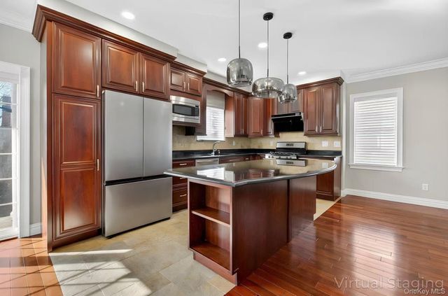 4122 169th Street, Flushing, NY 11358