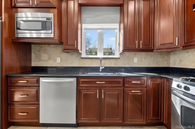 4122 169th Street, Flushing, NY 11358