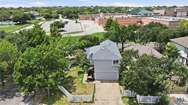 244 Sampson, Kyle, TX 78640