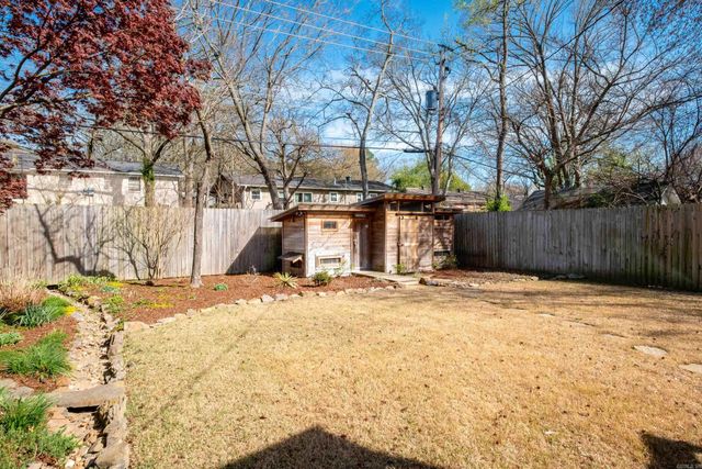 319 Poinsetta Drive, Little Rock, AR 72205