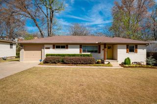 319 Poinsetta Drive, Little Rock, AR 72205