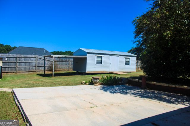 126 N Chilton Crescent, Lagrange, GA 30240