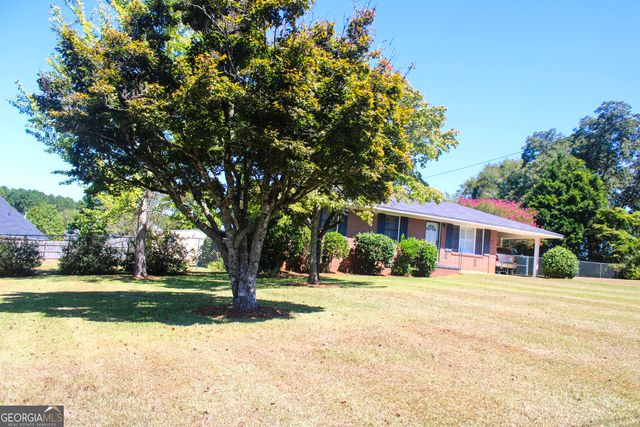 126 N Chilton Crescent, Lagrange, GA 30240